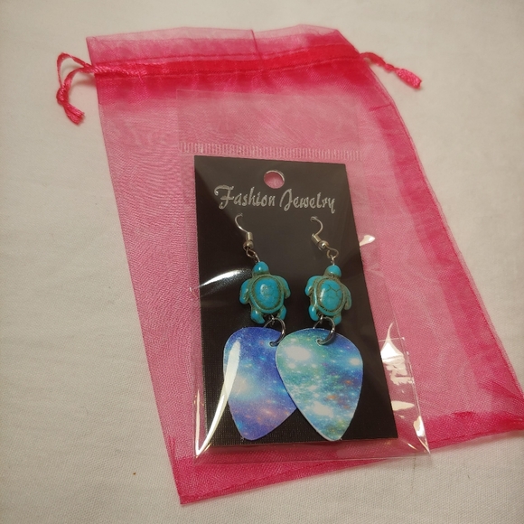 Hand Crafted Earrings - Picture 4 of 4